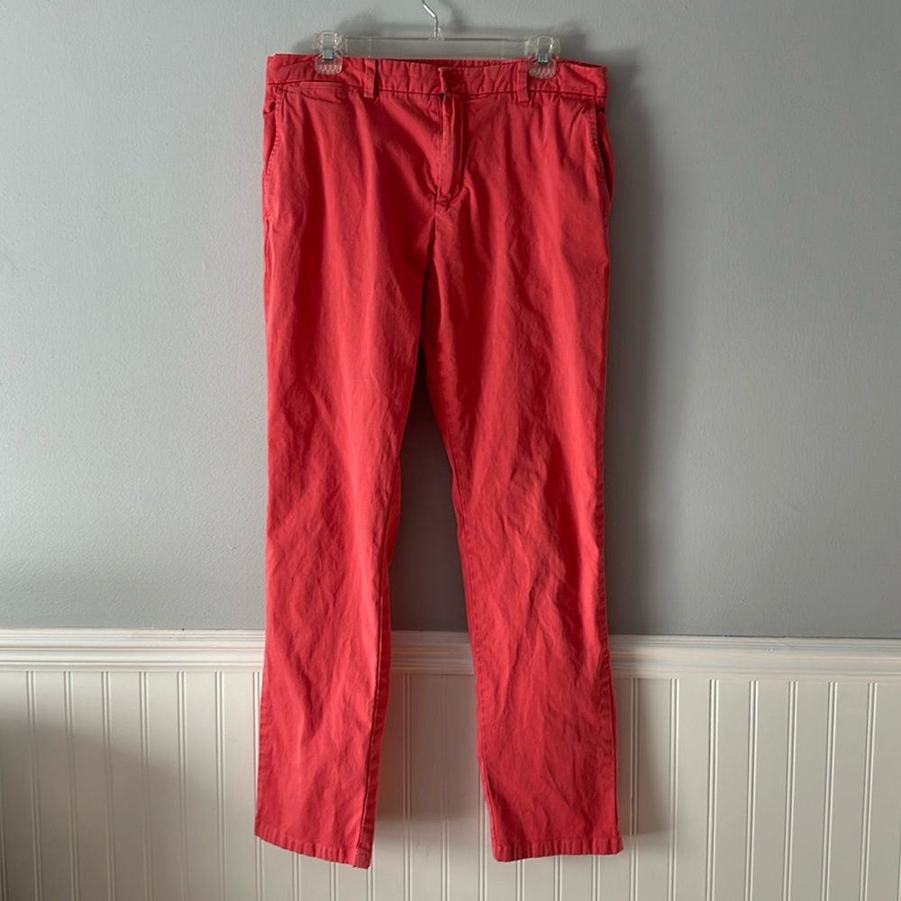 Vineyard Vines men's pant salmon